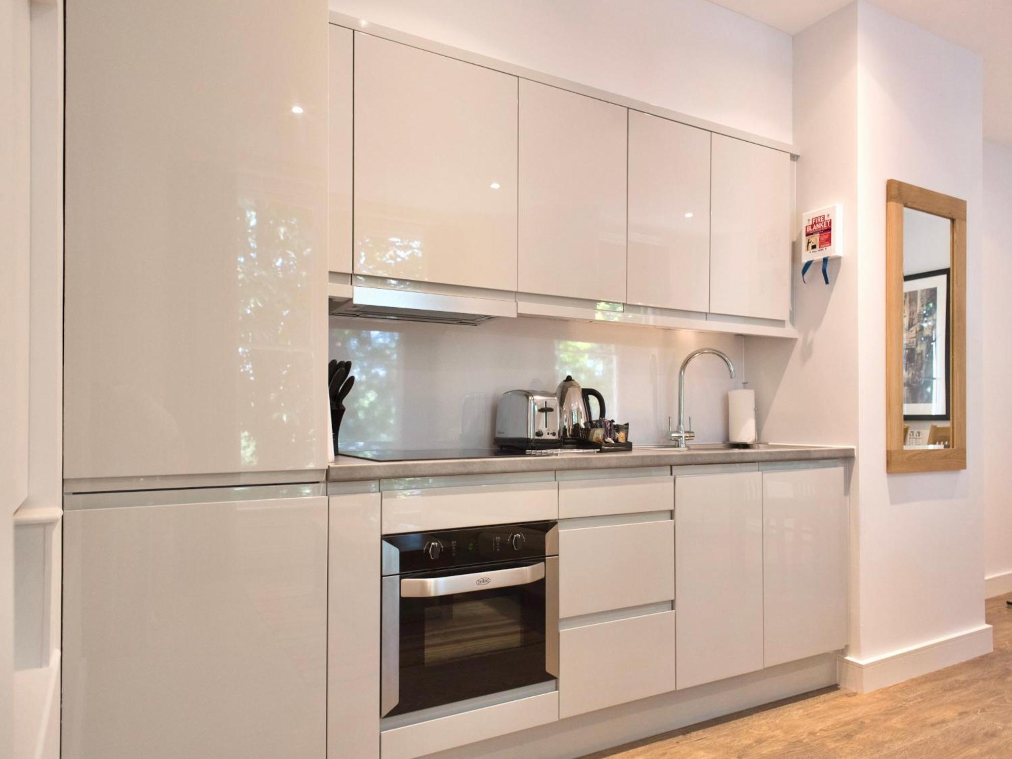 Your Space Apartments - Jubilee House เคมบริดจ์ ภายนอก รูปภาพ