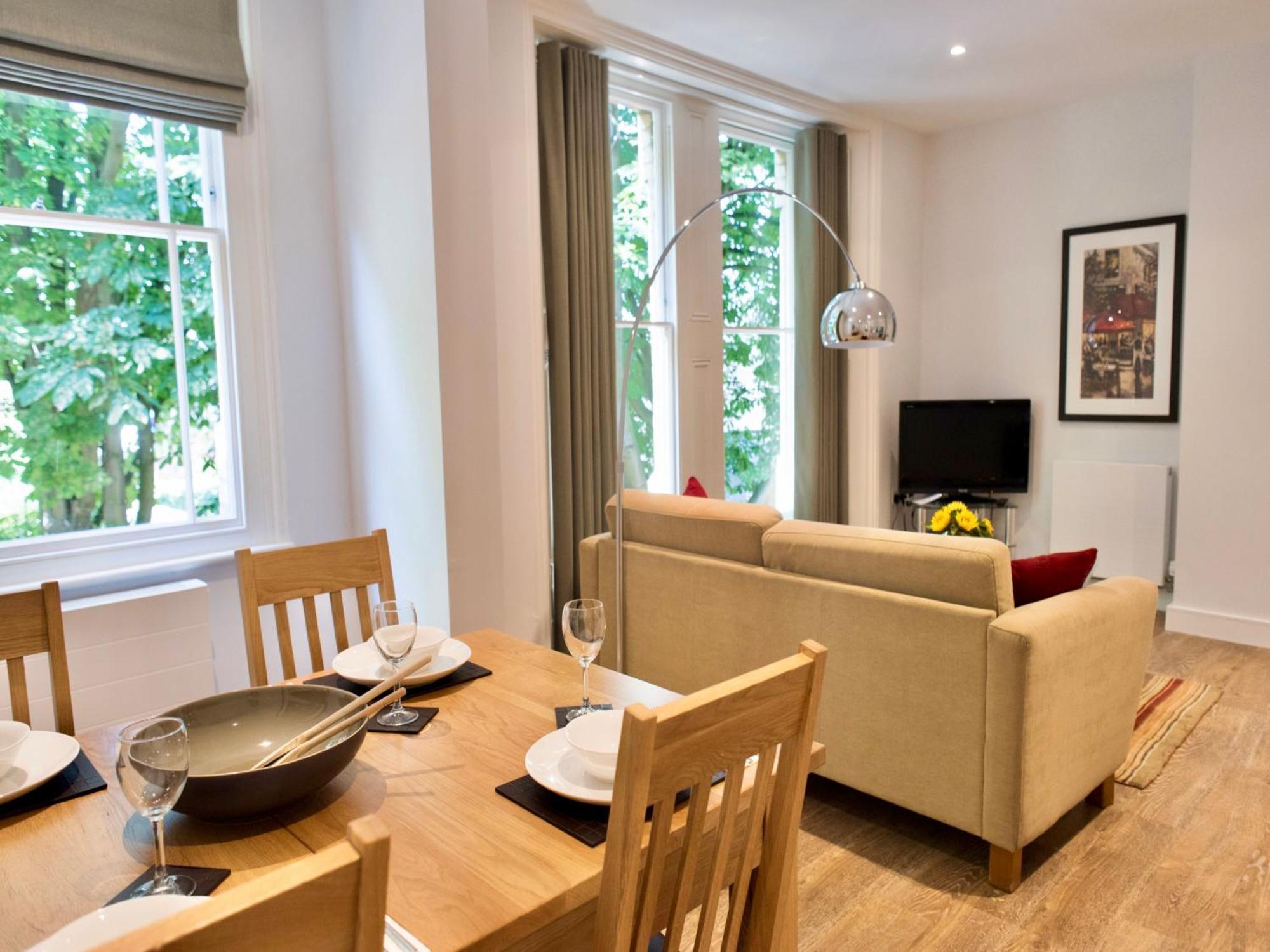 Your Space Apartments - Jubilee House เคมบริดจ์ ภายนอก รูปภาพ