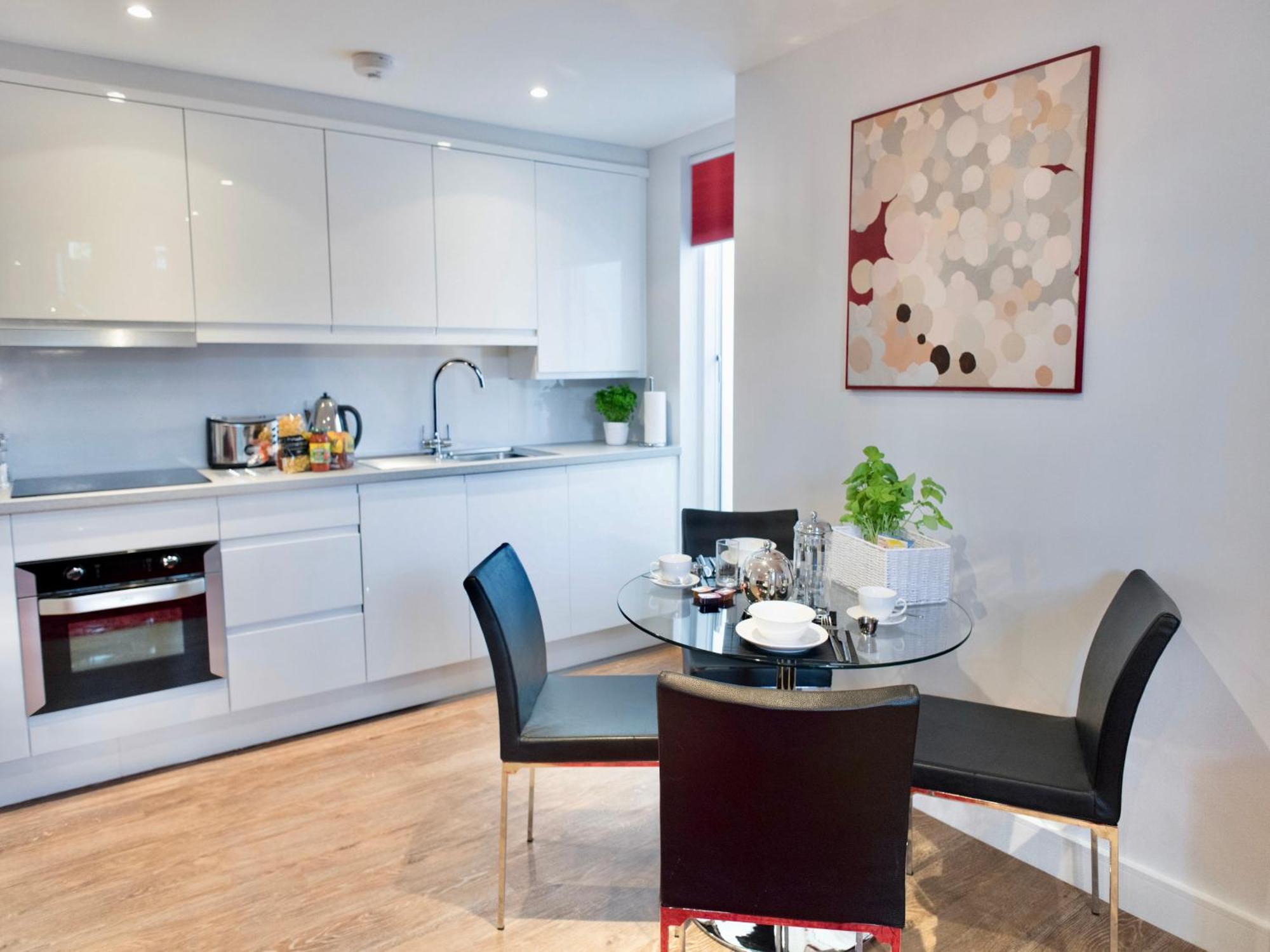 Your Space Apartments - Jubilee House เคมบริดจ์ ภายนอก รูปภาพ