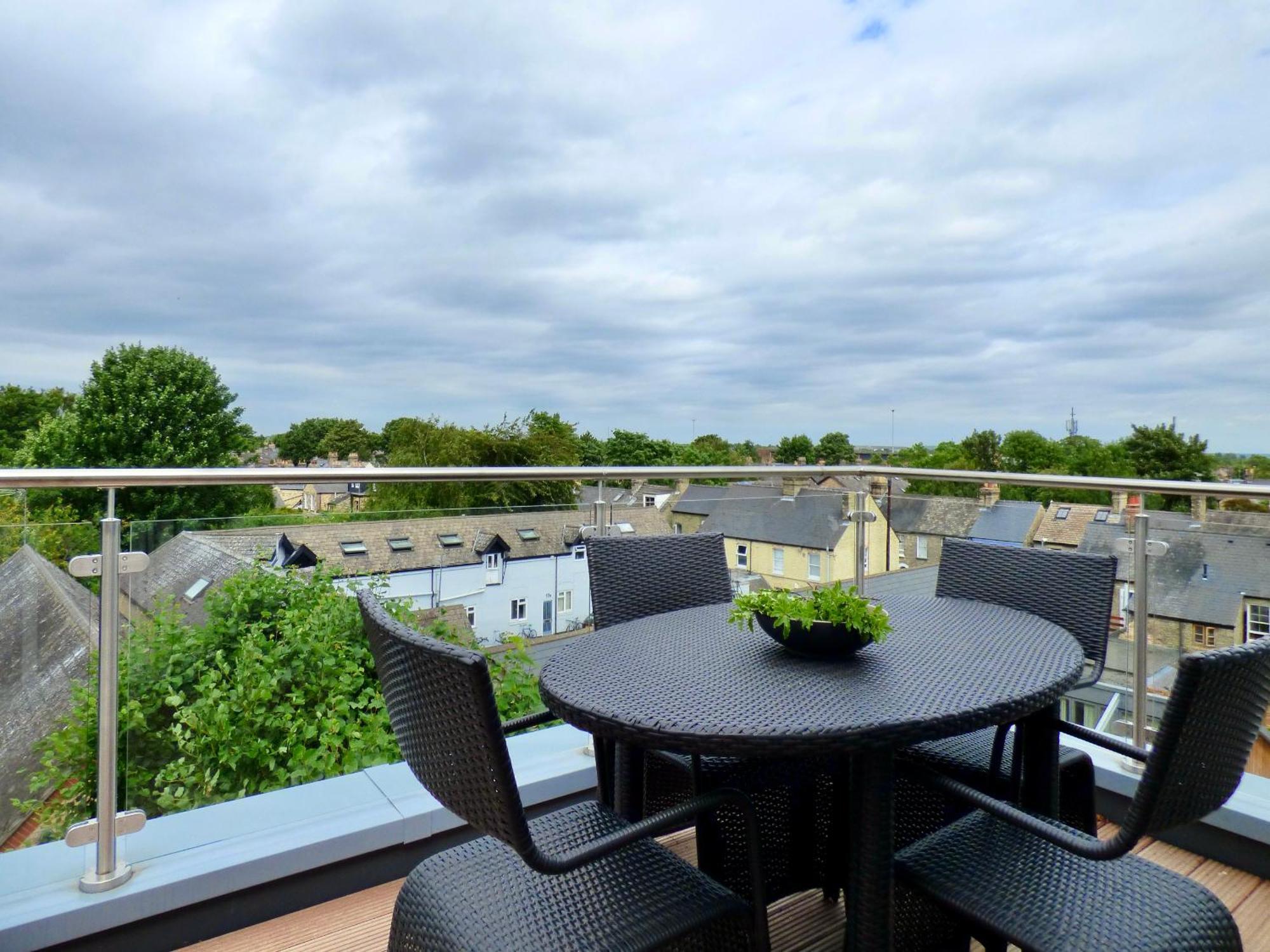 Your Space Apartments - Jubilee House เคมบริดจ์ ภายนอก รูปภาพ