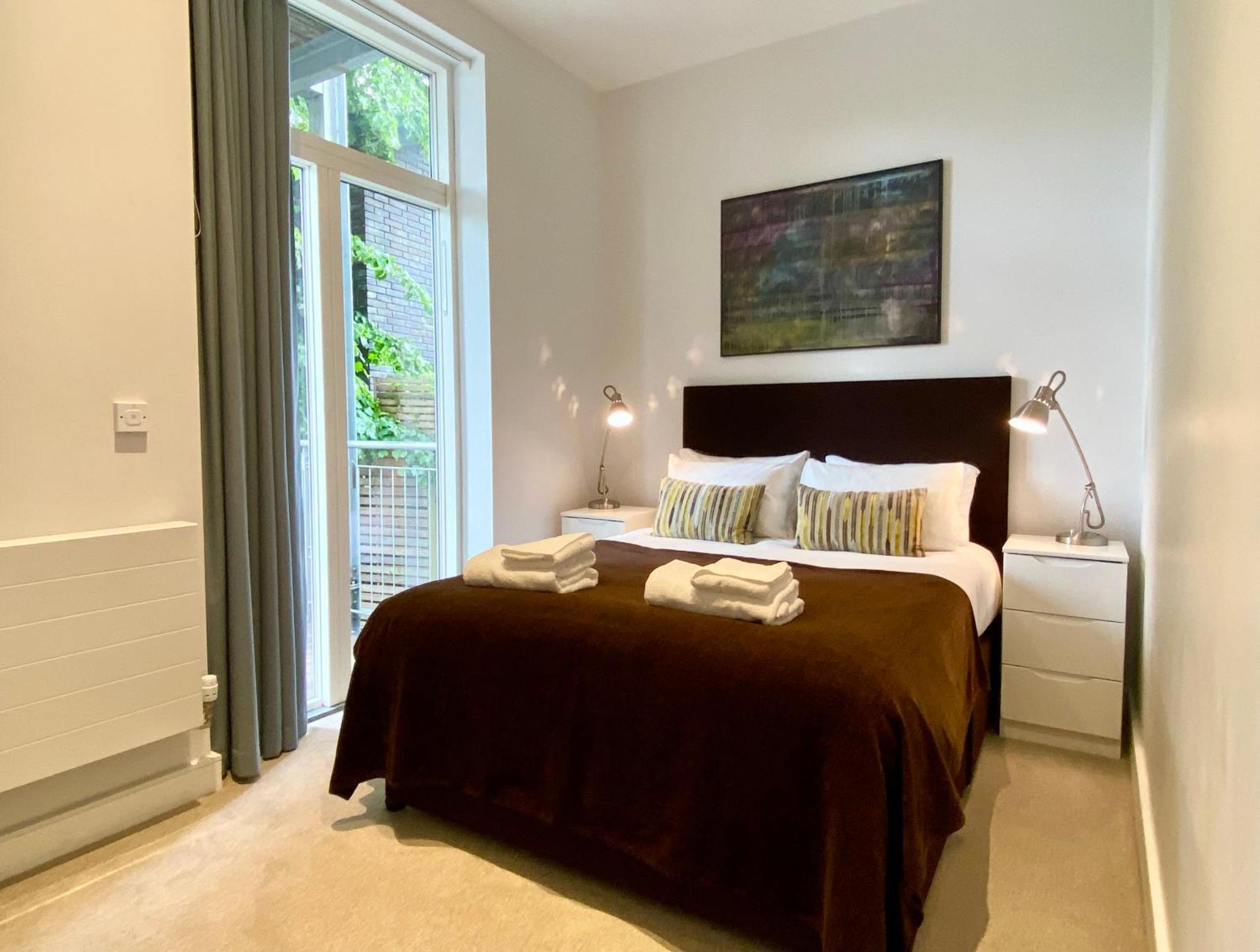 Your Space Apartments - Jubilee House เคมบริดจ์ ภายนอก รูปภาพ